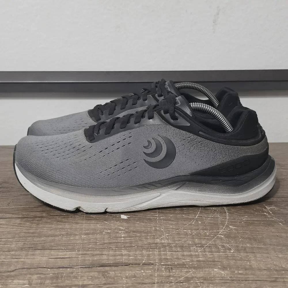 Topo Magnifly 5 Men's Athletic Running Shoes Sneakers Size 11 Gray